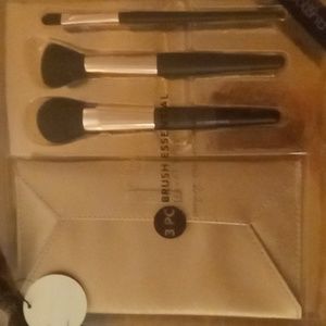 3 piece makeup brush kit